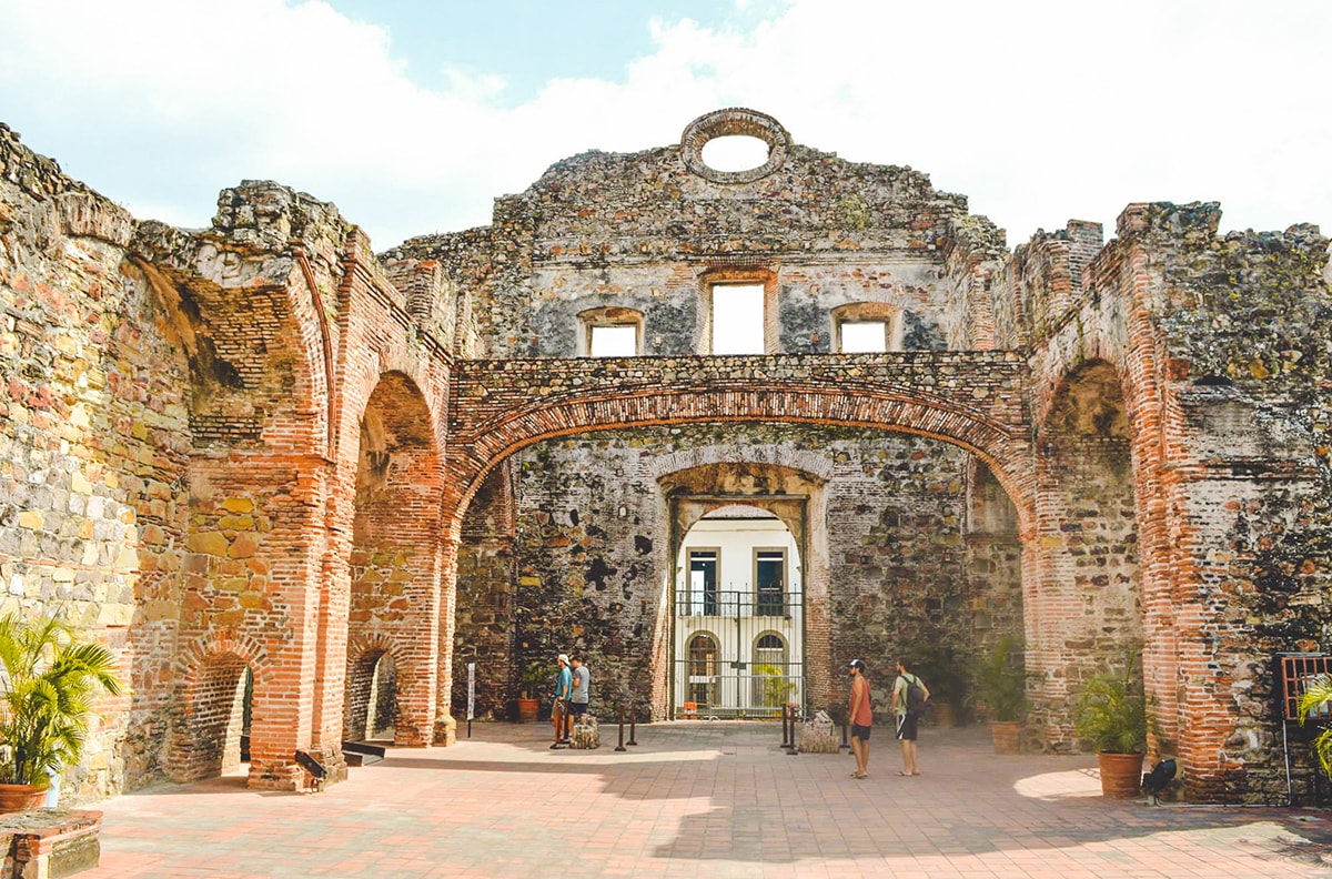 48 Hours in Panama City 6 The Jewel Of Panama City, Casco Viejo | Travel blog Panama | What to do in Panama | Panama City | Casco Viejo | When to visit | Where to sleep | Where to eat | How to get around | Amazing photos | Solo Female Travel | Backpackers Wanderlust |