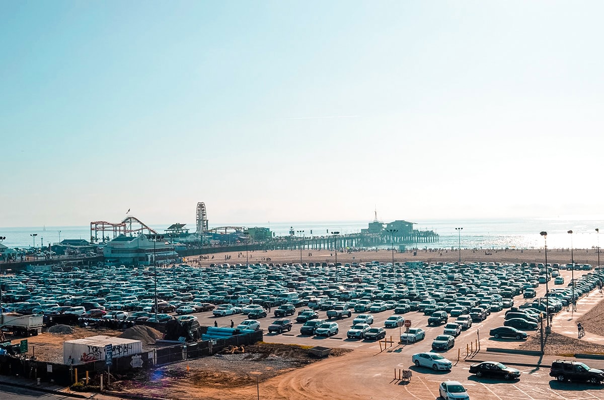 Checking Out Santa Monica And Venice Beach In Los Angeles 6 Stopover in Los Angeles, The United States | 48 and 24 Hour Itinerary | What to do in Los Angeles | Layover | Los Angeles | Stopover | One day in | Two days in | When to visit | Where to sleep | Where to eat | How to get around | What to do | Backpacking | Budget Travel | Solo Female Travel | Backpackers Wanderlust |