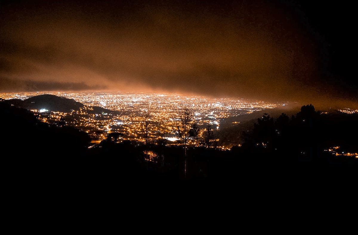 Ram Luna Restaurant & My First Discotek 3 Studing in Heredia, Costa Rica | Travel Central America | Learn Spanish | Hike | Hiking | Intercultura | Rainforest | Backpacking Costa Rica | San Jose | What to do | Where to sleep | Heredia | studying abroad | Backpackers Wanderlust |