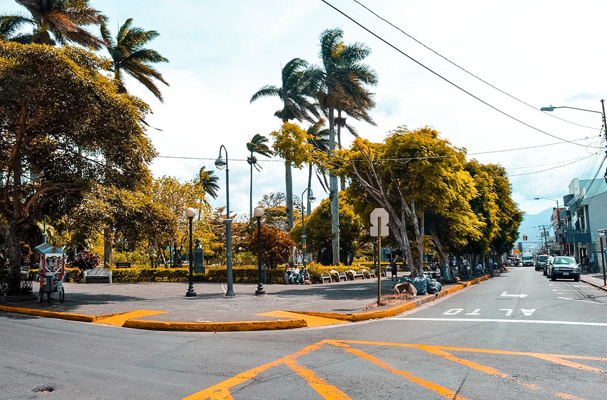 Studing in Heredia, Costa Rica | Travel Central America | Learn Spanish | Hike | Hiking | Intercultura | Rainforest | Backpacking Costa Rica | San Jose | What to do | Where to sleep | Heredia | studying abroad | Backpackers Wanderlust |