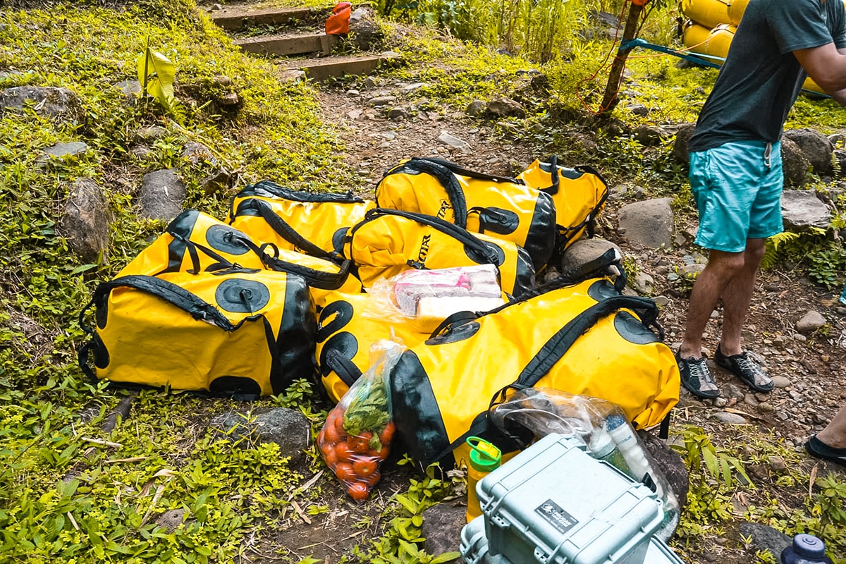 White Water Rafting The Rio Pacuare, Costa Rica | Backpack Costa Rica | Adventure Travel | Adrenaline junkie | Beautiful photography | Travel Costa Rica | ISV | Jungle Stay | Ultimate Costa Rica Adventure | What to do in Costa Rica | female traveler | solo backpacking | Backpackers Wanderlust |
