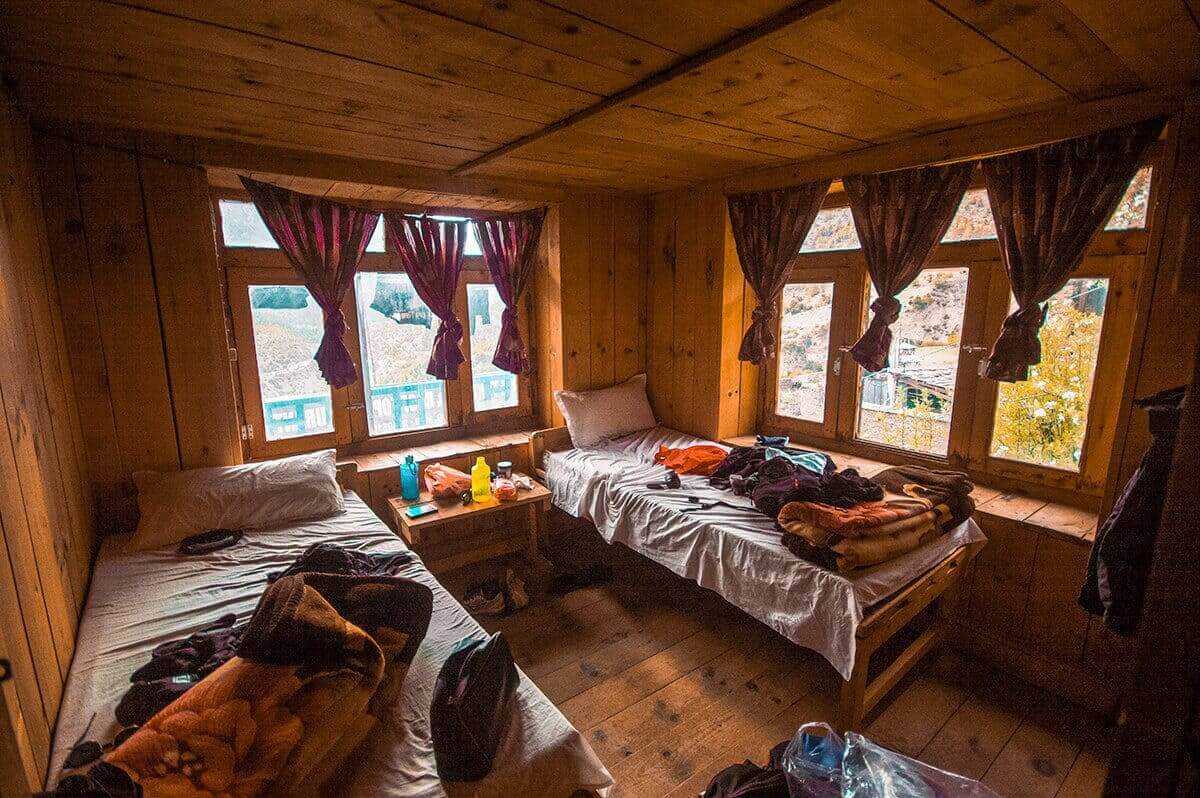 Annapurna Circuit Itinerary: All You Need To Know About The Best Trek In Nepal 3 teahouse in upper pisang