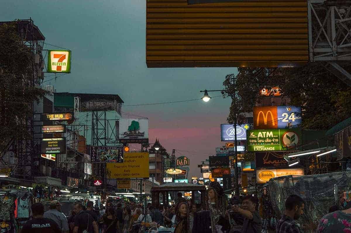 Backpacking Bangkok: All You Need To Know 19 backpackers along khao san road in bangkok