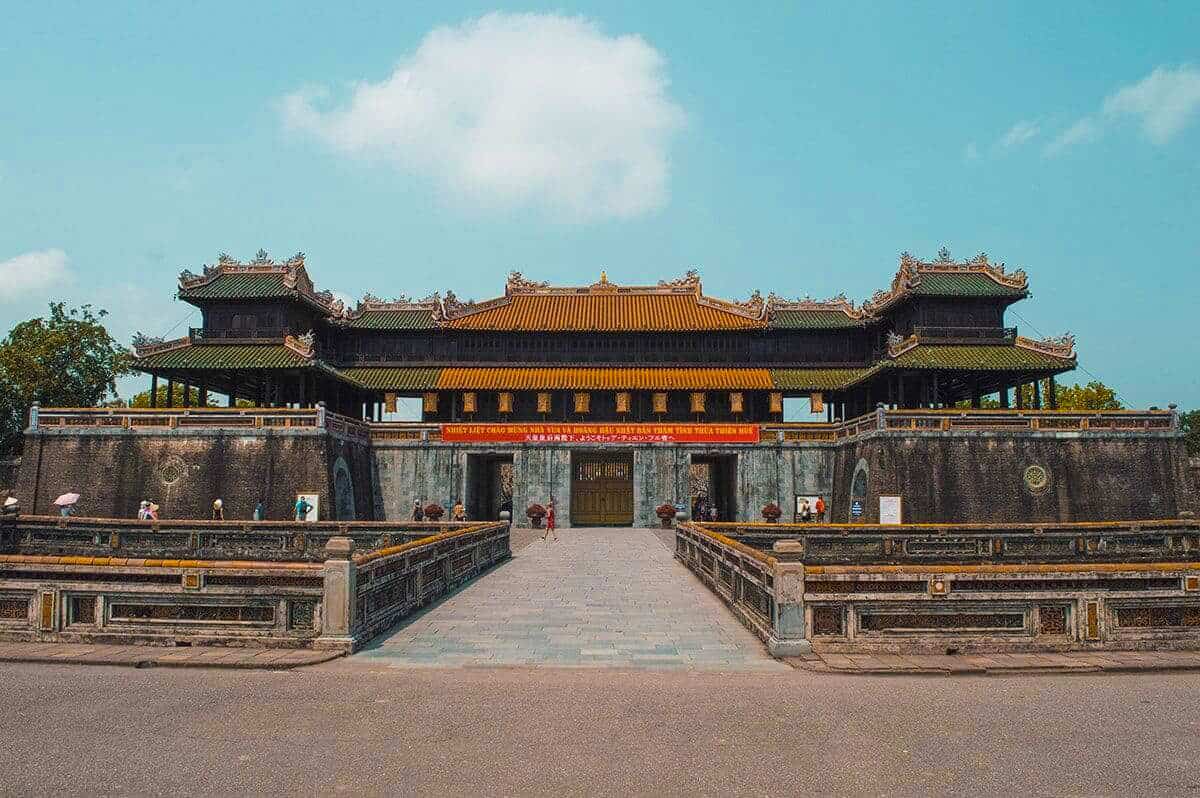 2 Days In Hue: My Backpacking Hue Itinerary & Tips 6 arriving at the citadel on the 2 days in hue itineary