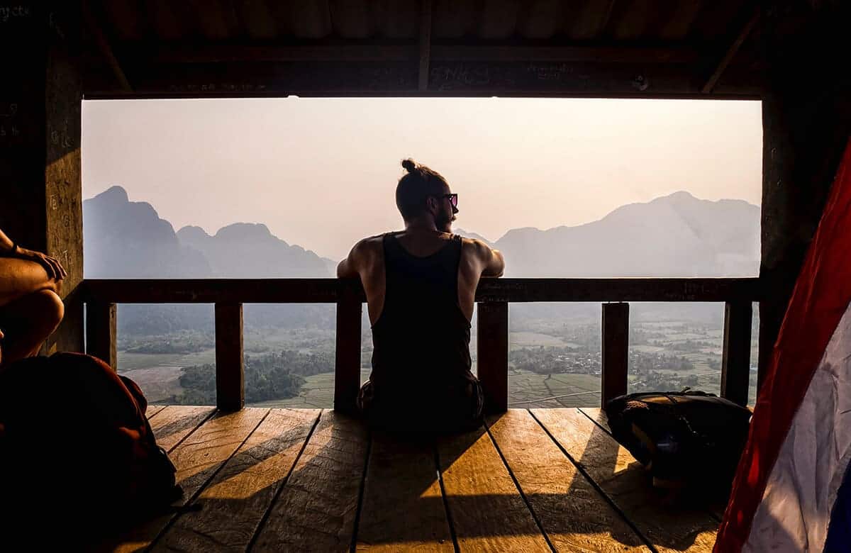 BEST HOSTELS IN VANG VIENG: 8 Favorites For Travelers 4 view over vang vieng from above
