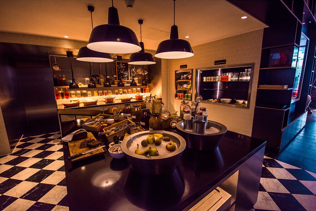 CitizenM Tower Of London Review: A Hotel For Modern Travelers 18 breakfast bar citizenm tower of london review