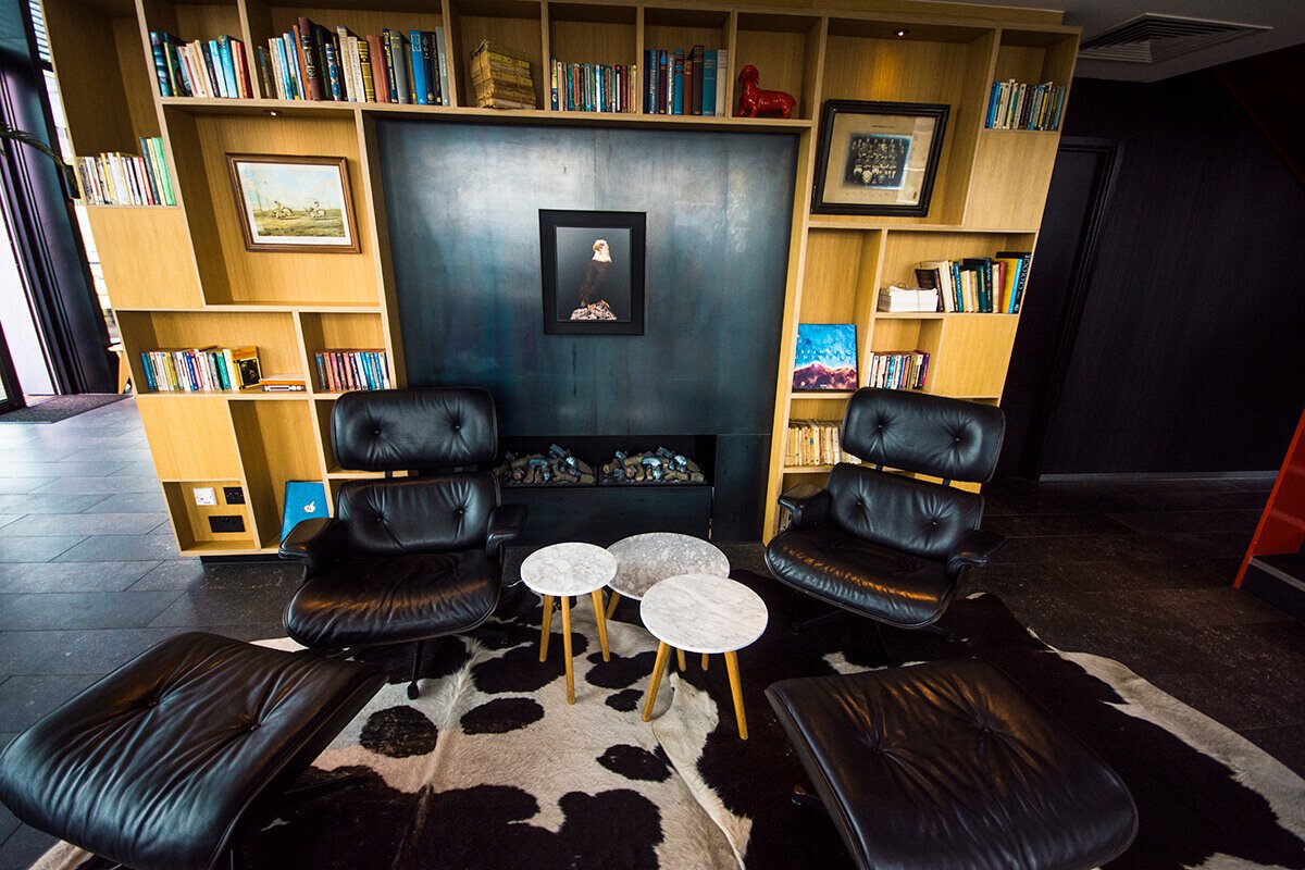 CitizenM Tower Of London Review: A Hotel For Modern Travelers 23 lounge citizenm tower of london review