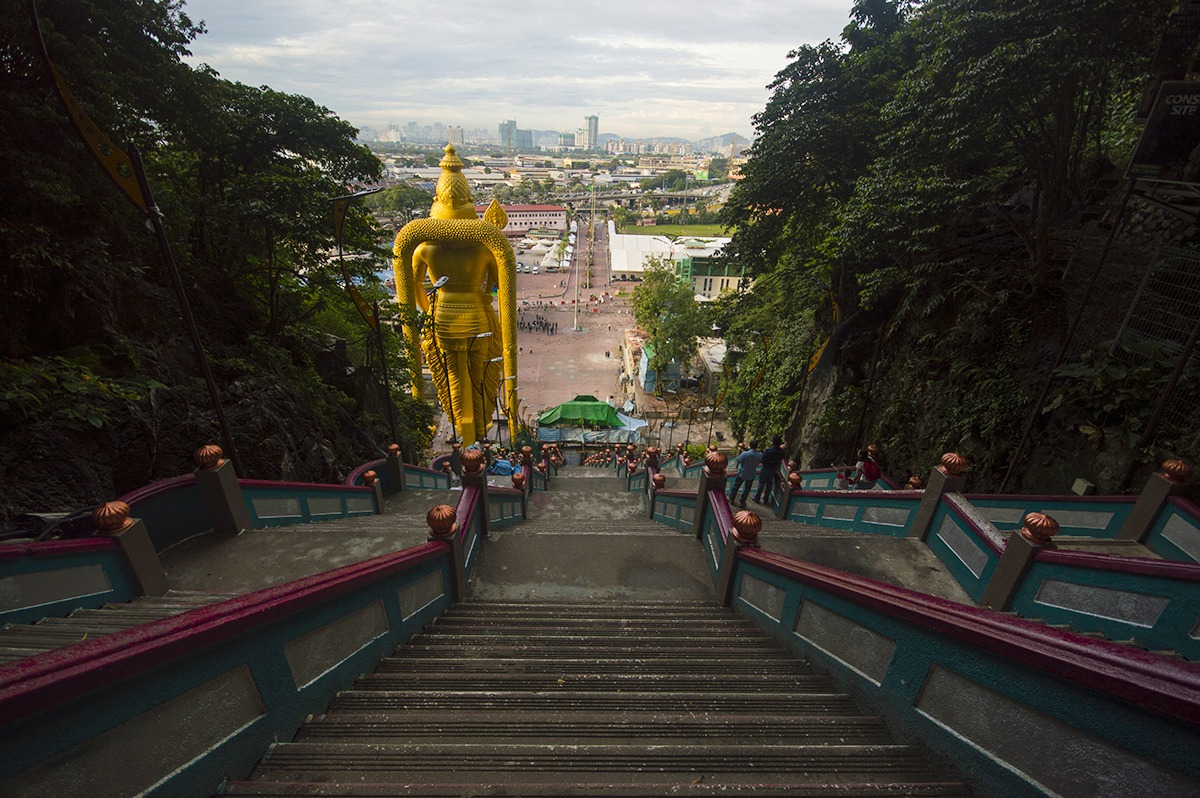 A Layover In Kuala Lumpur 1 downstairs batu caves