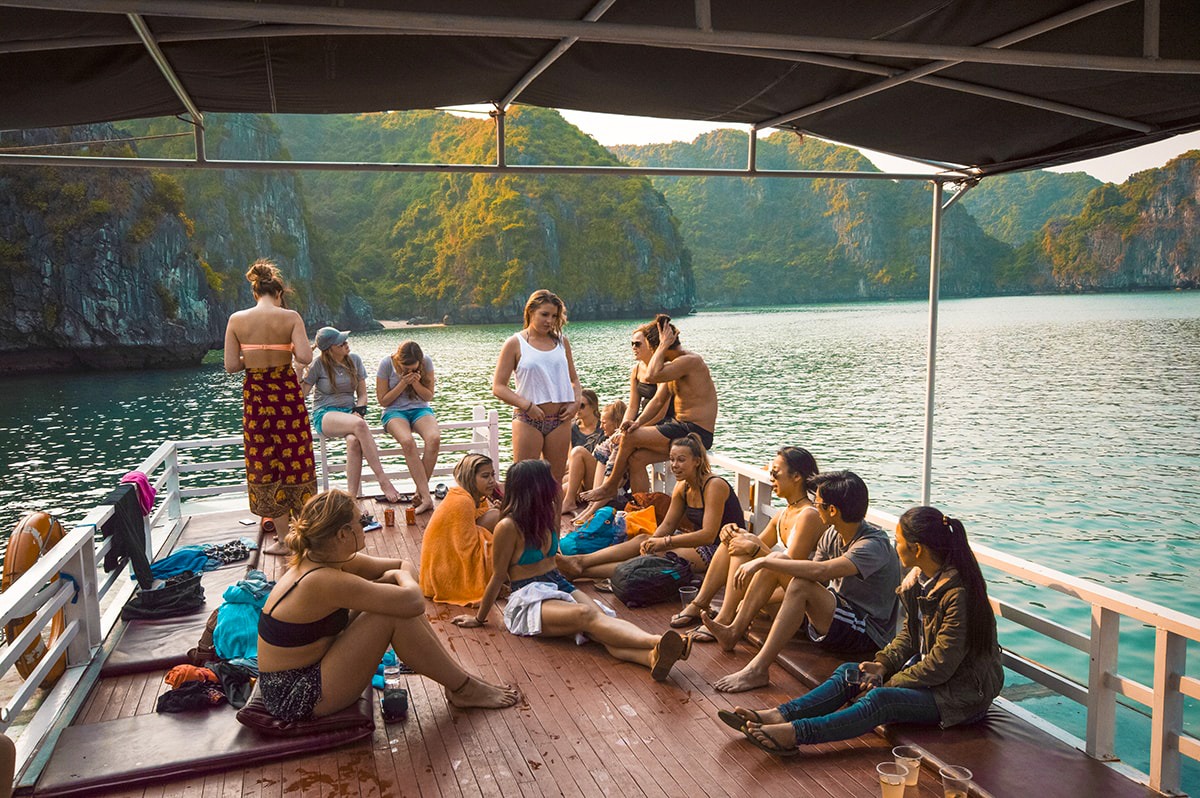 Explore Ha Long Bay On A Budget, Vietnam 2 Ha Long Bay On A Budget, Vietnam | Cheap Ha Long Bay Cruise | Cat Ba Island | Adventure | Backpack South East Asia | Travel | Backpacking | Must Visit | Do Not Miss | Vietnam | Ha Long Bay Cruise | Ocean Tours | Adventure | Photography | Backpackers Wanderlust |