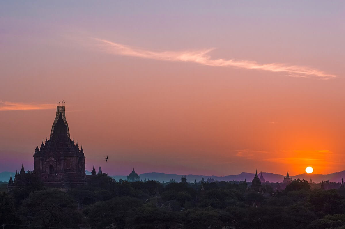 How Much Does It Cost To Travel In Myanmar? 19 sun setting over bagan