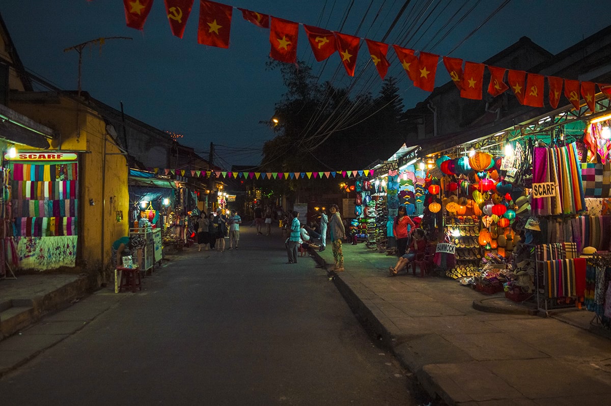 Top Things To Do In Hoi An, Vietnam 6 night market in hoi an