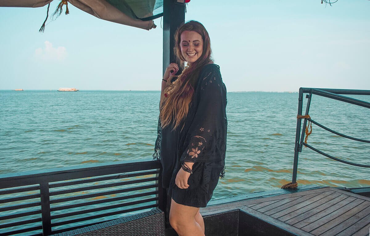Where To Stay In Kerala? Mindblowing Hotels In Kerala! 17 tasha amy on the houseboat in kerala