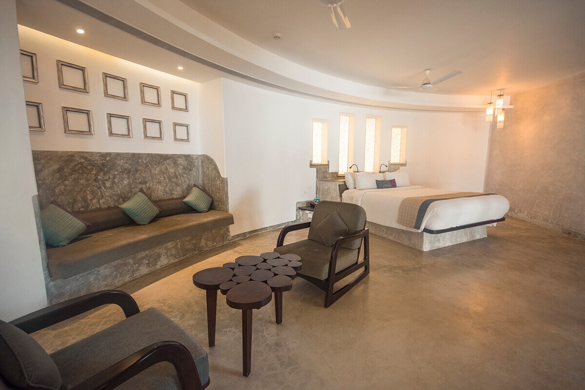 Where To Stay In Kerala? Mindblowing Hotels In Kerala! 20 private villa bedroom in xandari pearl