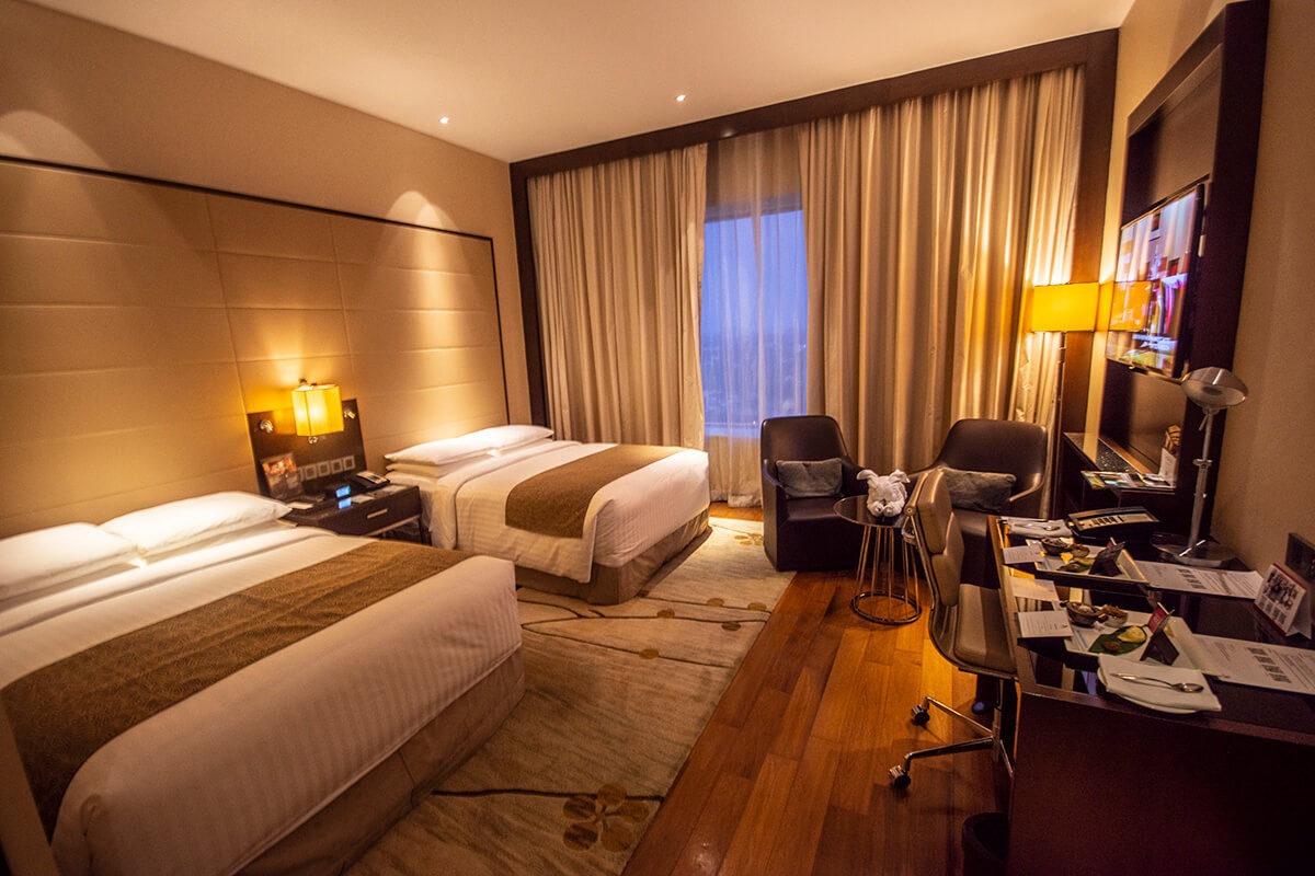 Review Of The Kochi Marriott Hotel: Sleeping 5 Star In India 6 deluxe room at the kochi marriott hotel