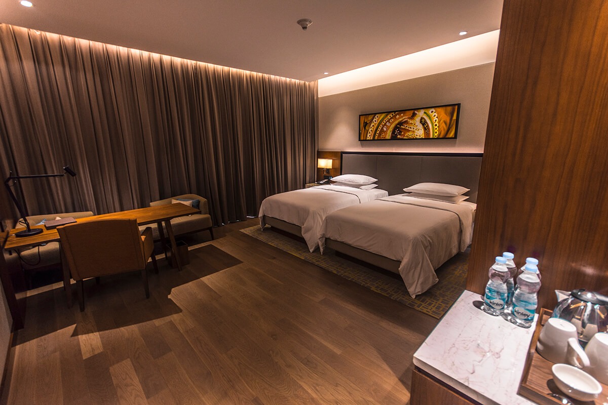 twin room in the grand hyatt kochi bolgatty