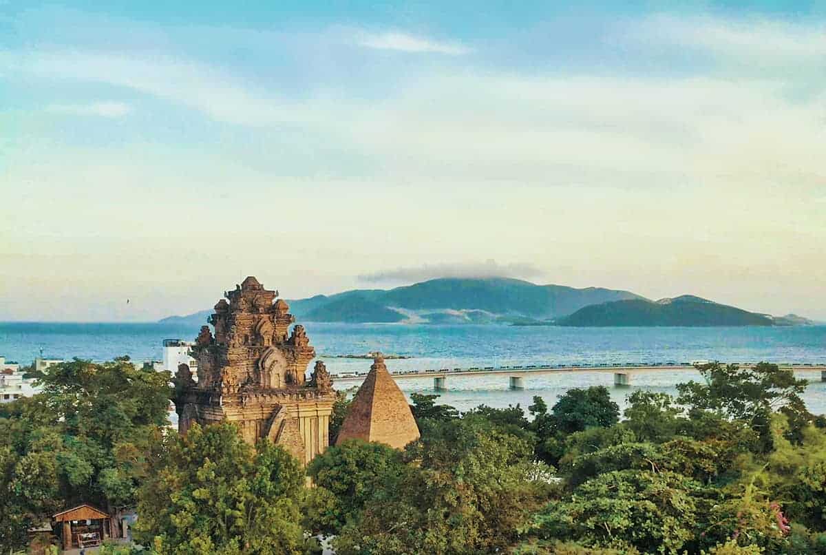 Hoi An To Nha Trang: 5 BEST Options Explained 8 view out to sea from hoi an to nha trang