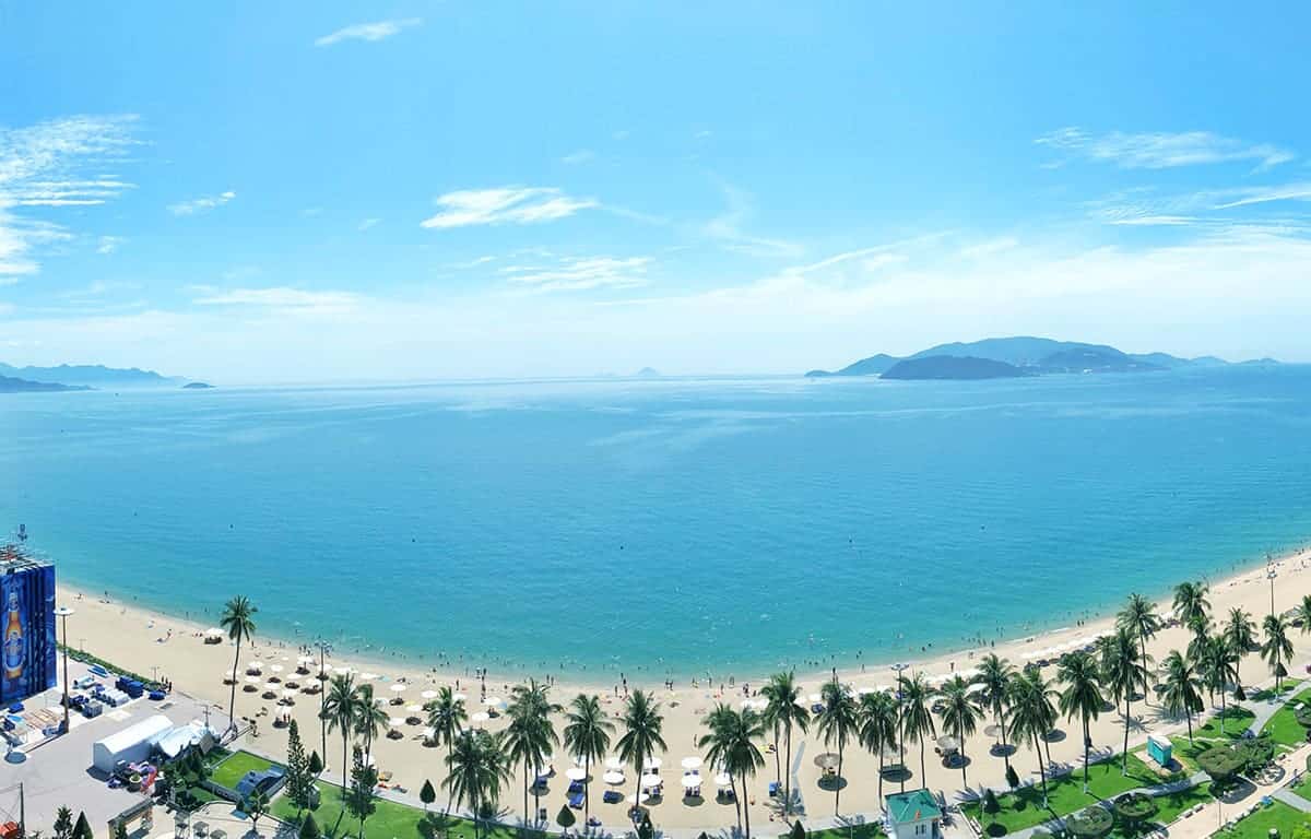 Hoi An To Nha Trang: 5 BEST Options Explained 2 beaches traveling from hoi an to nha trang