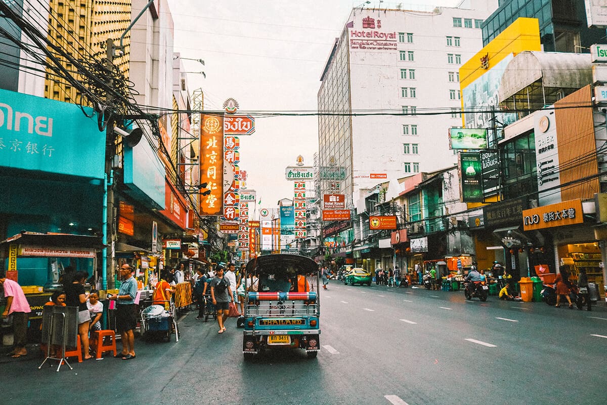 How To Travel Khao San Road to Don Mueang Airport 8 tuk tuk in bangkok khao san road