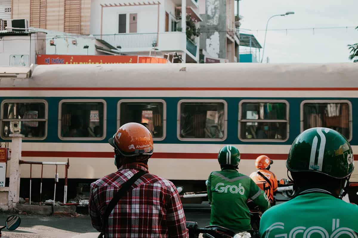 Mui Ne To Ho Chi Minh City: Travel By Bus, Train, Taxi Or Plane? 5 train going pass from mui ne to ho chi minh city
