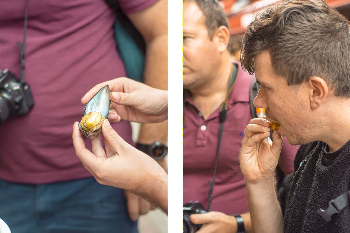 stuffed mussels best food in istanbul