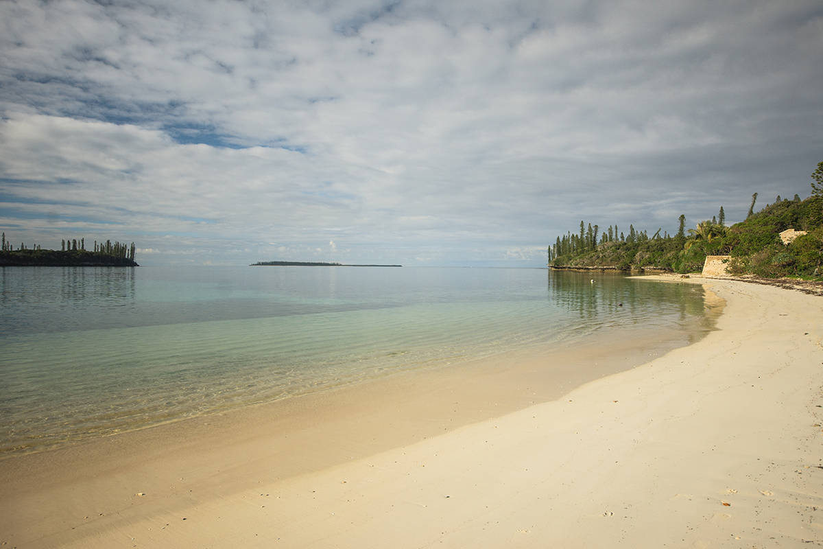 Things To Do In Isle Of Pines: For Cruise Passengers & More 6 calm and clear waters at kanumera bay on isle of pines