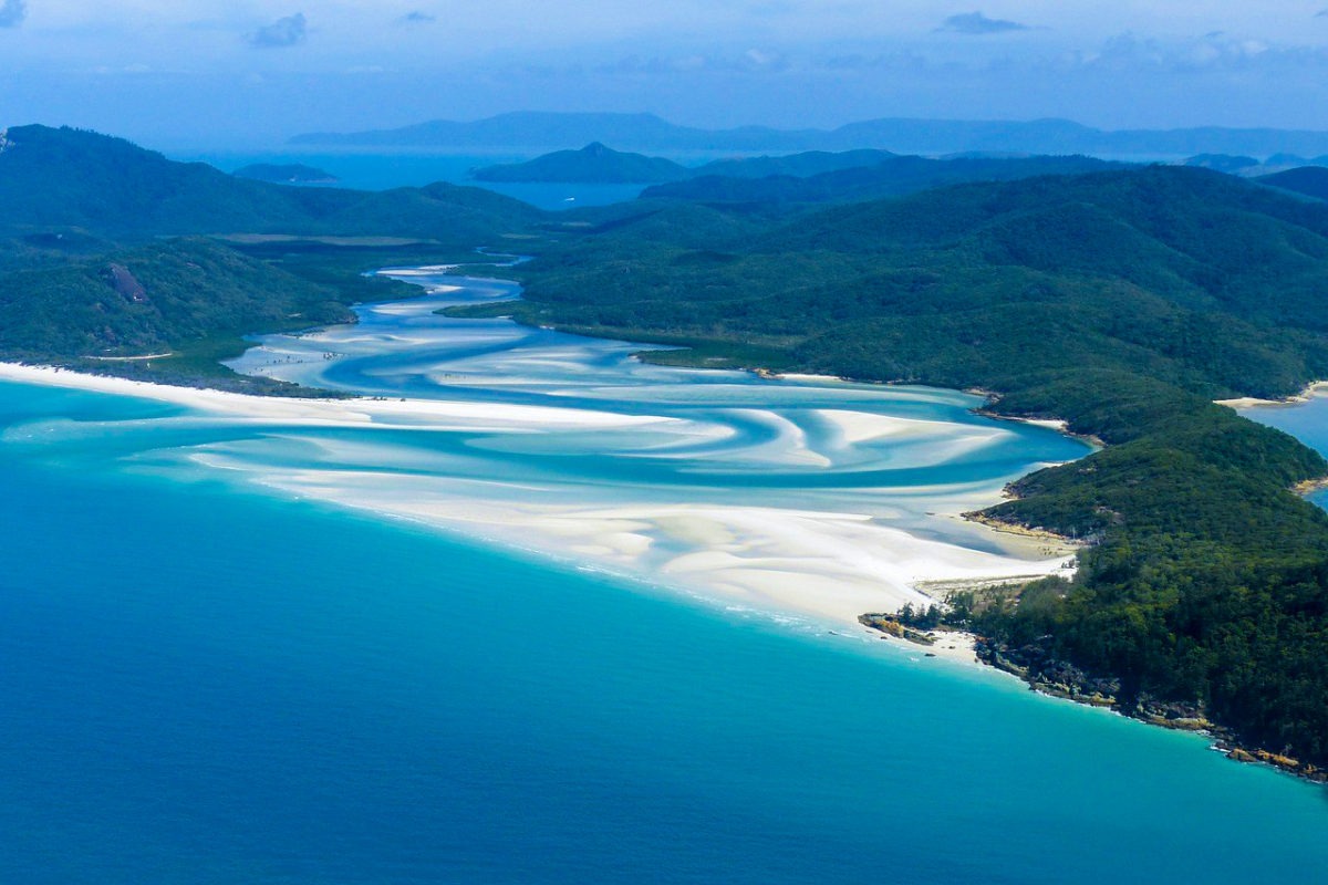 Backpacking Australia: BEST Tips For Budget Travelers 2025 19 A Backpackers Travel Guide To Australia | Backpacking Australia | Australia travel cheap | What to do Australia | How much does Australia cost | Daily budget | Where to sleep | Where to eat | Melbourne | Queensland | Perth | Sydney | Northern Australia | Brisbane | How to travel around Australia | Where to visit | Backpackers Wanderlust