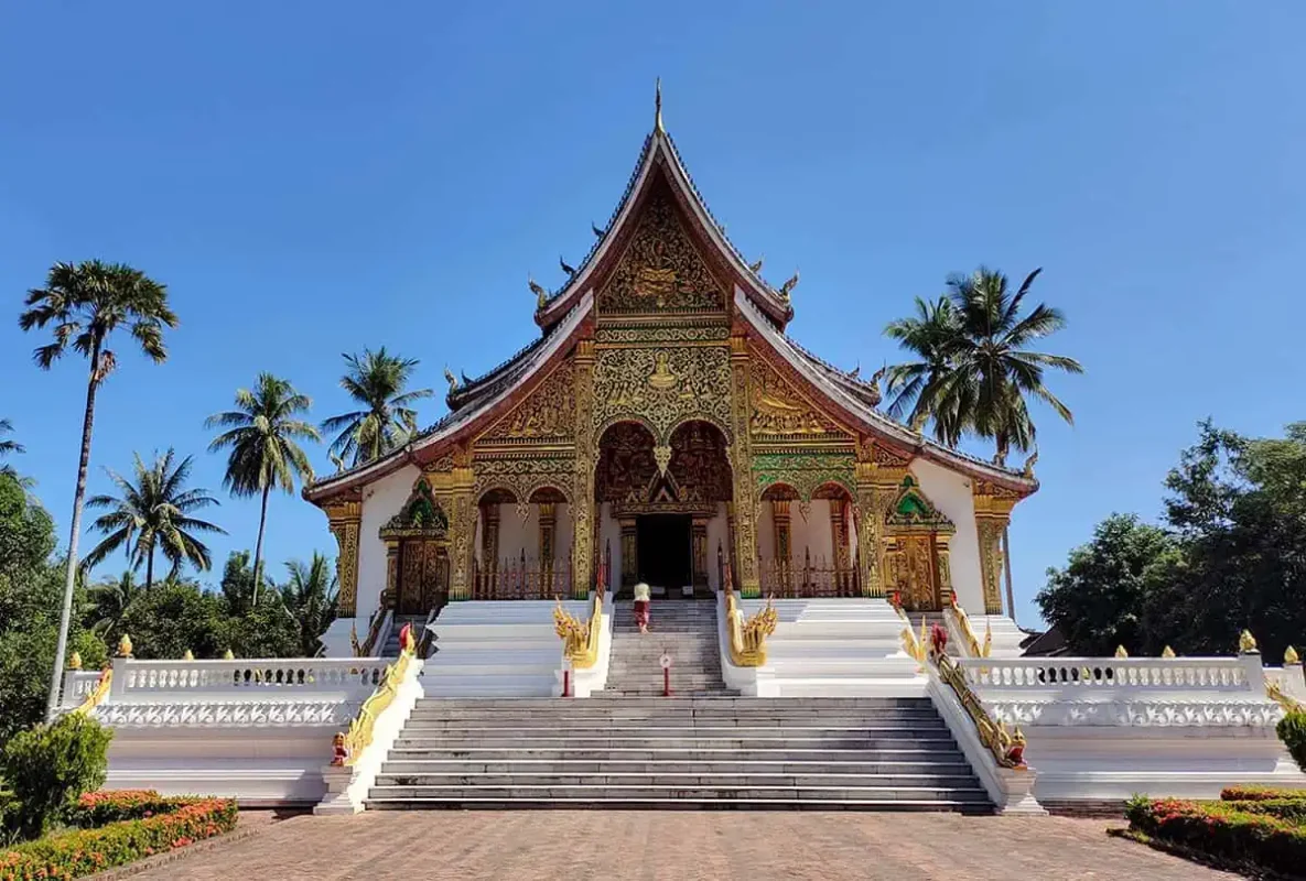 3 Days In Luang Prabang Itinerary: ULTIMATE Guide 27 wat mai suwannaphumaham luang prabang