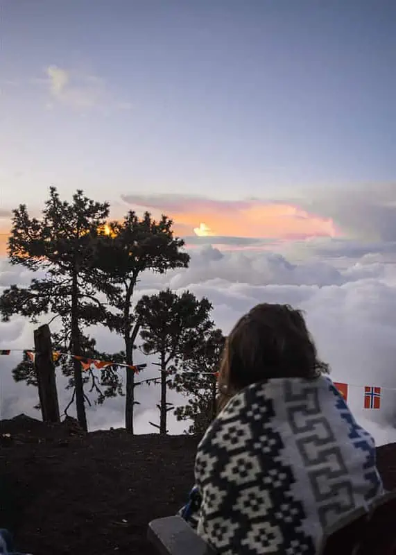 Acatenango Volcano Hike Difficulty: BEST GUIDE (2025) 25 the beautiful early morning sunrise form base camp