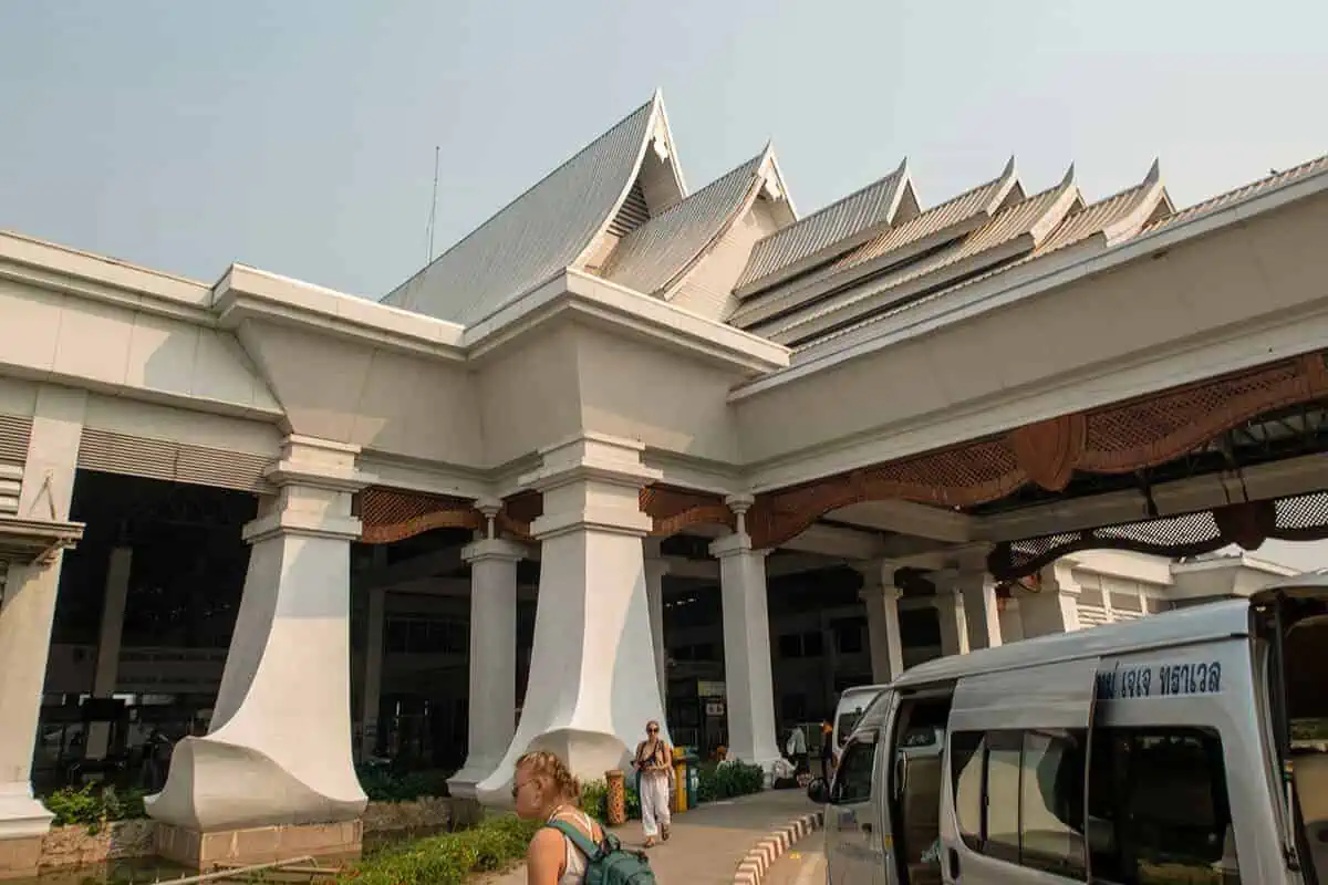 Chiang Khong To Huay Xai: Border Crossing Tips (2025) 4 arriving at Thai immigration in Chiang Khong in our minivan