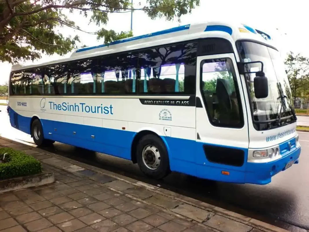 How To Travel From Da Nang To Hoi An 10 the sinh tourist bus from da nang to hoi an