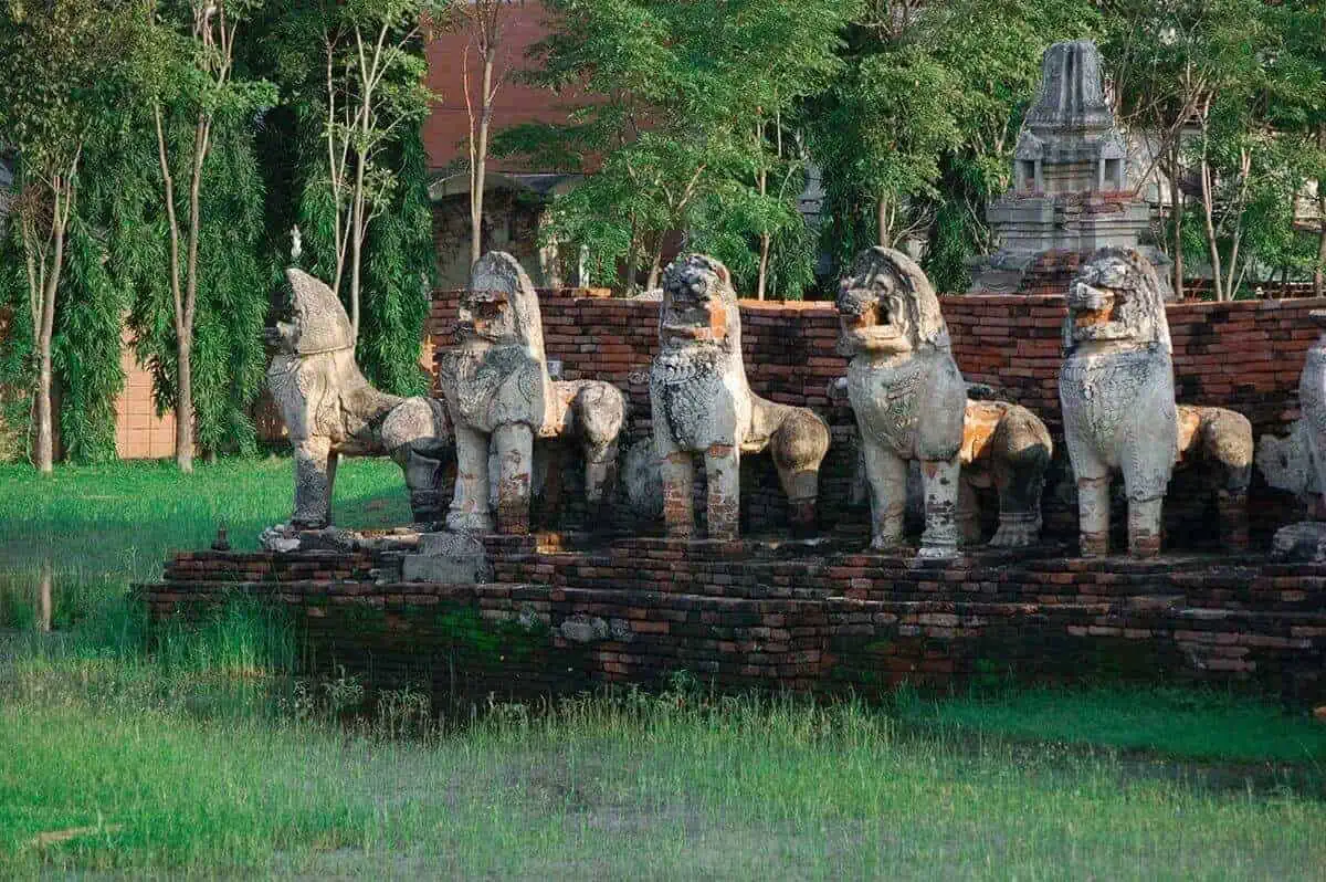 Ayutthaya Day Trip From Bangkok: BEST Guide (2025) 18 Wat Thammikarat lion statues falling apart