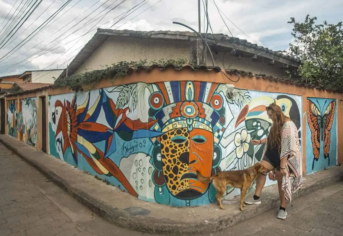 Honduras vs Belize: Which Is Best For Travelers? 14 enjoy small town life and beautiful murals in copan ruinas honduras