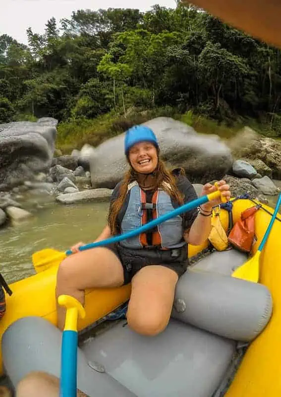 Honduras vs Belize: Which Is Best For Travelers? 17 enjoy a day out white water rafting in pico bonito national park in honduras