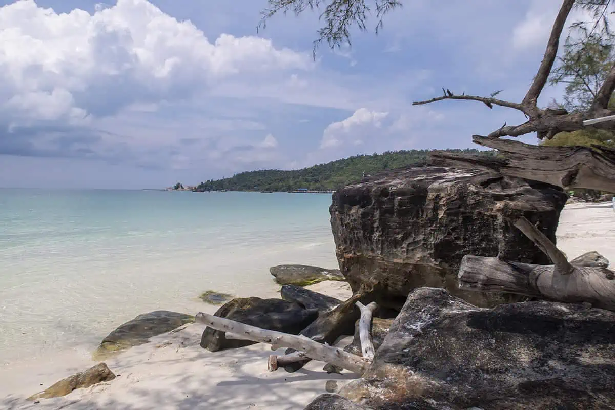Koh Rong Or Koh Rong Samloem: Which Is BEST (2025) 17 the calm waters of long set beach on koh rong