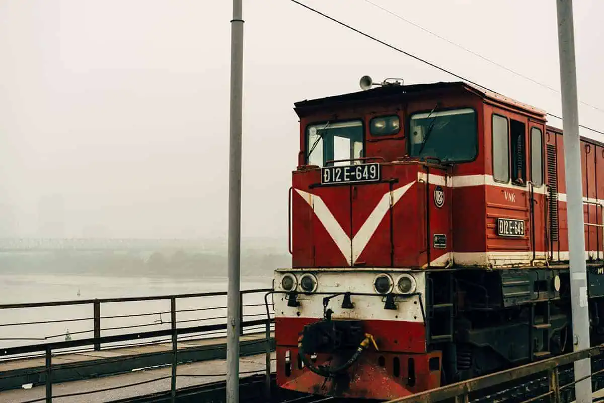 Vietnam Sleeper Train Ultimate Guide For Tourists (2025) 7 Close-up of the classic red locomotive in vietnam